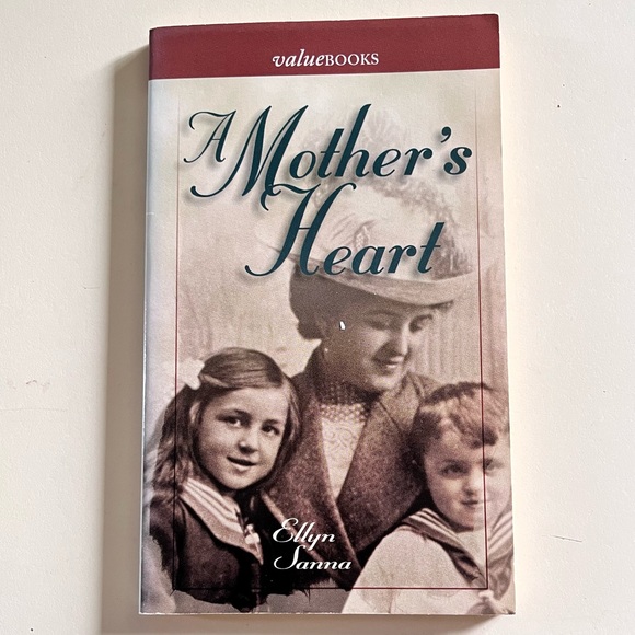 Mother's Heart by Ellyn Sanna; Barbour Books Staff, Collection Poems/Essays - Picture 1 of 2